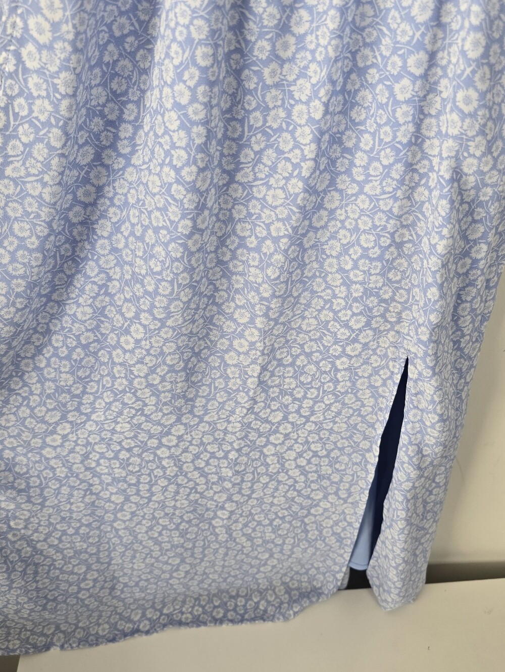 Abercrombie & Fitch Blue Floral Smocked Midi Dress S Side Slit Ruffles Pockets - Picture 3 of 16